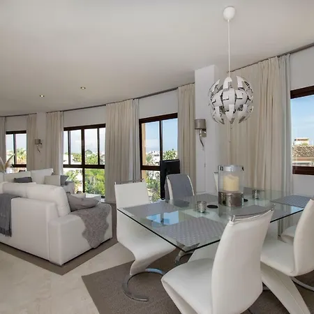 Bellavista Marbella - Stunning Beachside Luxury Penthouse Apartment